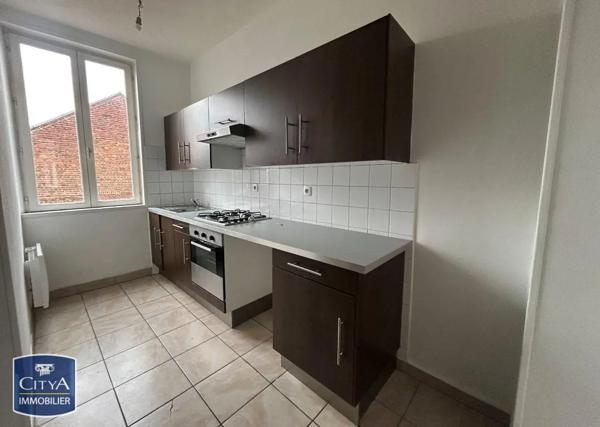 Appartement à louer 3 pièces 48.35m² Saint-Quentin (02100)