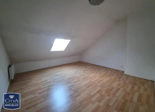 Appartement à louer 3 pièces 48.35m² Saint-Quentin (02100)