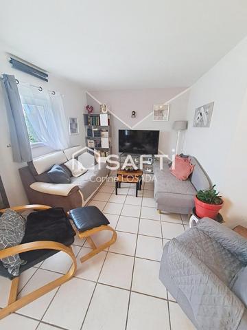 PLAIN PIED A PROXIMITE DE L'AIGUILLON