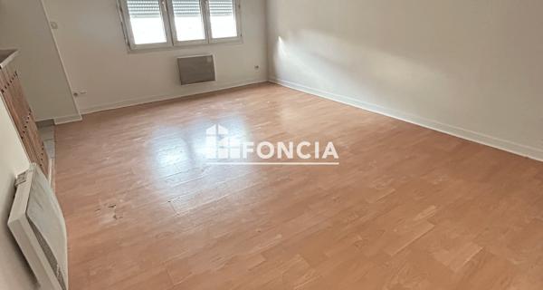 Location Appartement 2 pièces 35.7 m² - Niort 79000