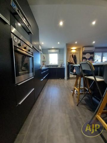 Vente maison Lesparre Medoc : 170 000 € - AJP Lesparre Immobilier