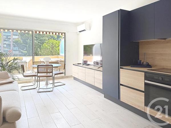 Appartement F1 à vendre  1 pièce - 31,40 m 2   NICE  - 06