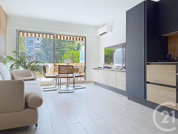 Appartement F1 à vendre  1 pièce - 31,40 m 2   NICE  - 06