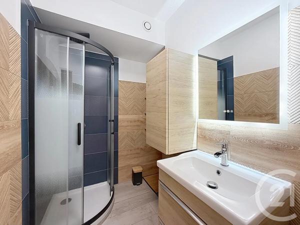 Appartement F1 à vendre  1 pièce - 31,40 m 2   NICE  - 06