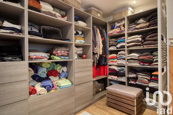 Maison 8 pièces de 200 m² à Conflans-Sainte-Honorine (78700)