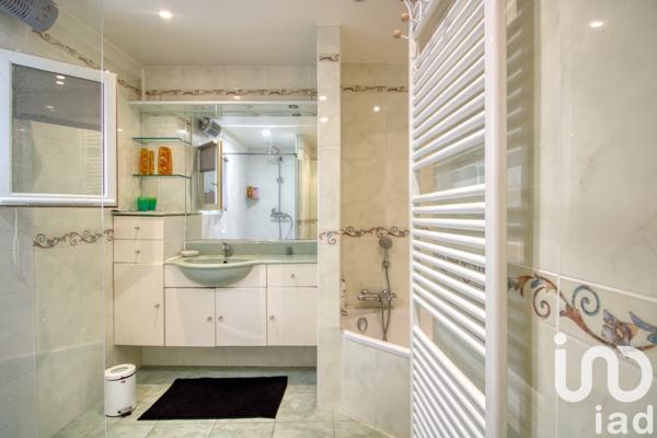 Maison 8 pièces de 200 m² à Conflans-Sainte-Honorine (78700)