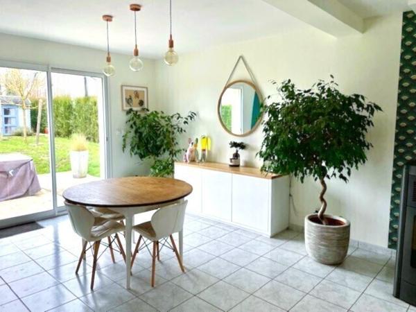 PAVILLON individuel récent sur sous-sol avec autonomie de Plain-Pied 228 000 €