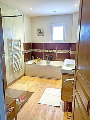 PAVILLON individuel récent sur sous-sol avec autonomie de Plain-Pied 228 000 €