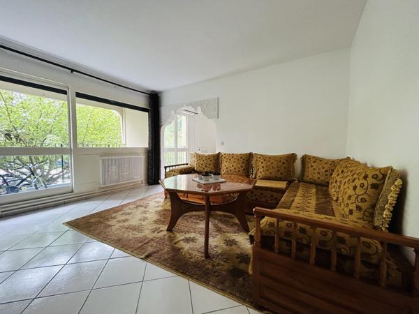 Appartement à LES MUREAUX (78130)