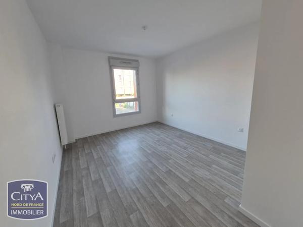 Appartement à louer 2 pièces 44.88m² Valenciennes (59300)