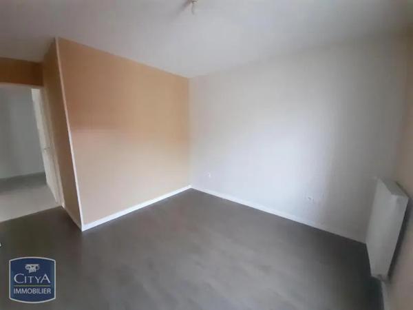 Appartement à louer 3 pièces 61m² Audincourt (25400)