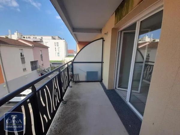 Appartement à louer 3 pièces 61m² Audincourt (25400)