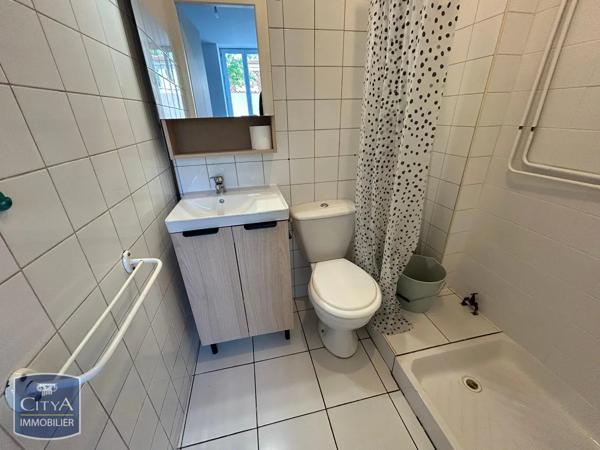Appartement à louer 1 pièce 16.73m² Villeneuve-sur-Lot (47300)