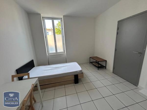Appartement à louer 1 pièce 16.73m² Villeneuve-sur-Lot (47300)