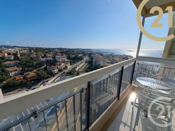 Appartement F2 à vendre  2 pièces - 47,70 m 2   ST RAPHAEL  - 83