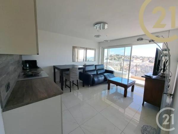 Appartement F2 à vendre  2 pièces - 47,70 m 2   ST RAPHAEL  - 83