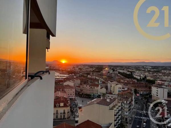 Appartement F2 à vendre  2 pièces - 47,70 m 2   ST RAPHAEL  - 83