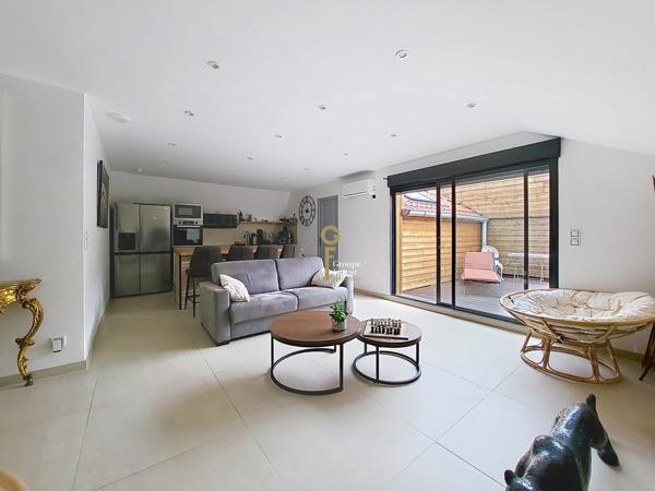 RARE APPARTEMENT 105M² + HANGAR 110M²
