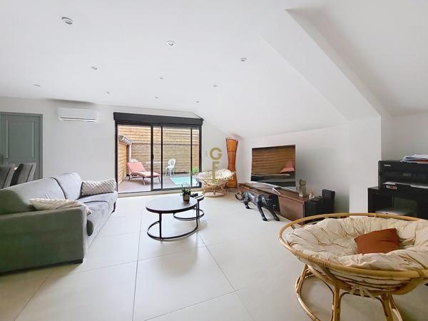 RARE APPARTEMENT 105M² + HANGAR 110M²