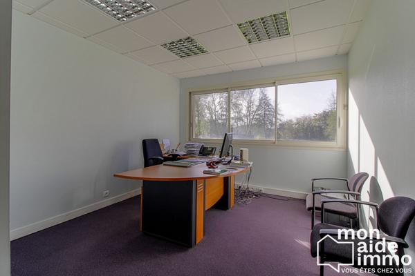 Locaux professionnels, bureaux, ateliers, stockages