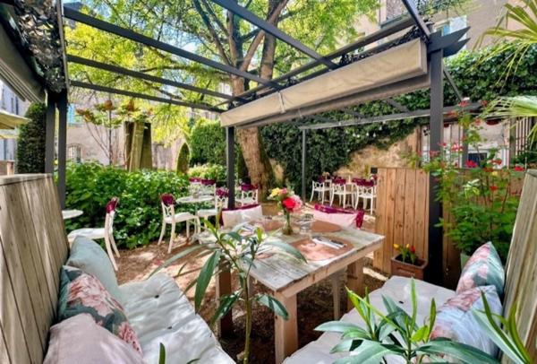 Bar Restaurant Licence IV à vendre MACON (71) Centre ville/Préfecture