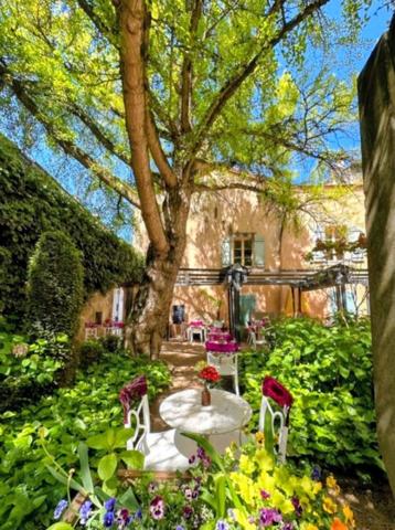 Bar Restaurant Licence IV à vendre MACON (71) Centre ville/Préfecture