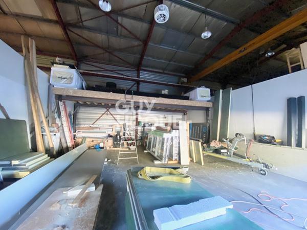 Local industriel 150m2 à Valgelon La Rochette