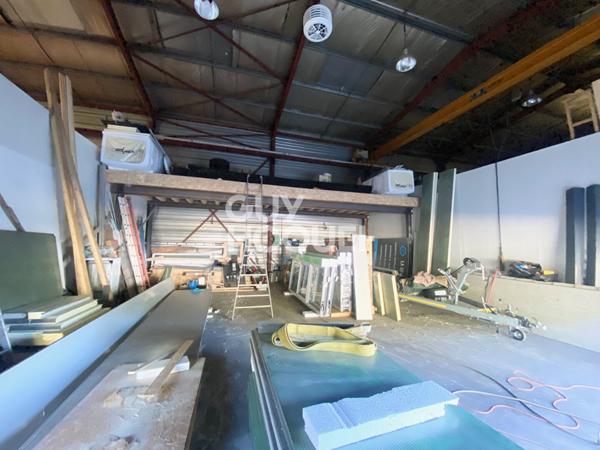 Local industriel 150m2 à Valgelon La Rochette