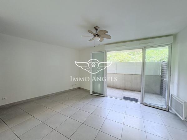 CASTELNAU LE LEZ-GRAND STUDIO AVEC TERRASSE EN PARFAIT ETAT