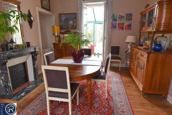 Achat - Maison Laval 53000 7 pièces 168 m 2 657 m 2