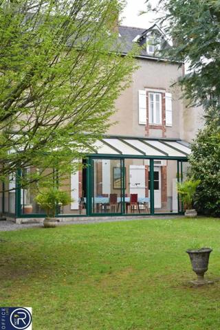 Achat - Maison Laval 53000 7 pièces 168 m 2 657 m 2