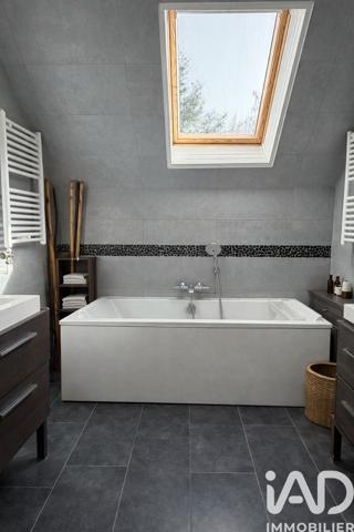 Maison à vendre 6 pièces 191 m² La Queue-en-Brie