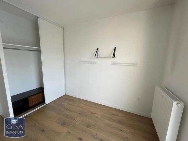 Appartement à louer 4 pièces 76.85m² Angoulins (17690)