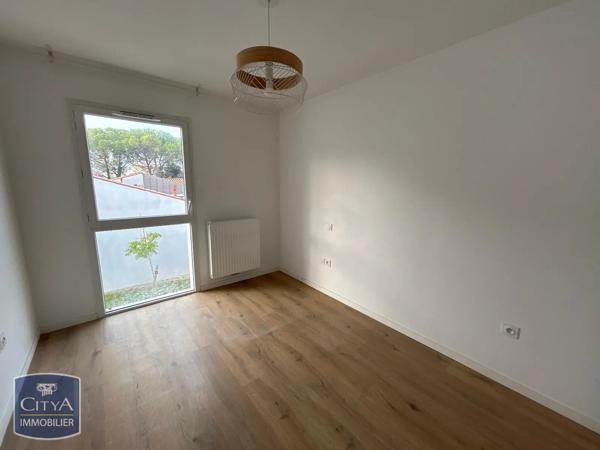 Appartement à louer 4 pièces 76.85m² Angoulins (17690)