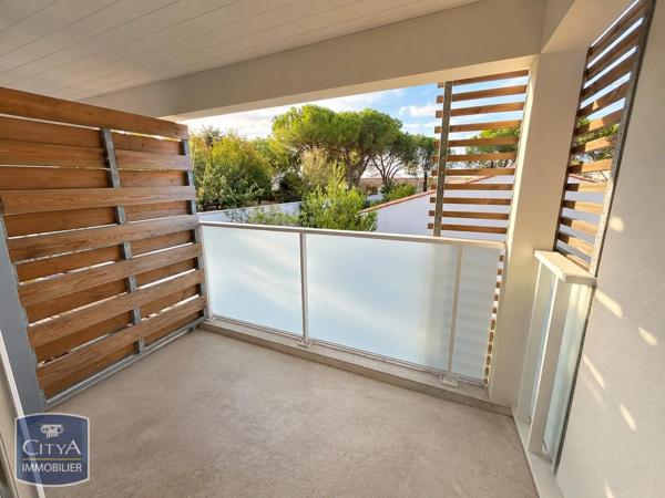 Appartement à louer 4 pièces 76.85m² Angoulins (17690)