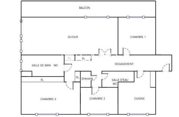 GRAND APPARTEMENT EN ETAGE ELEVE, PARKING PRIVE ET CAVE