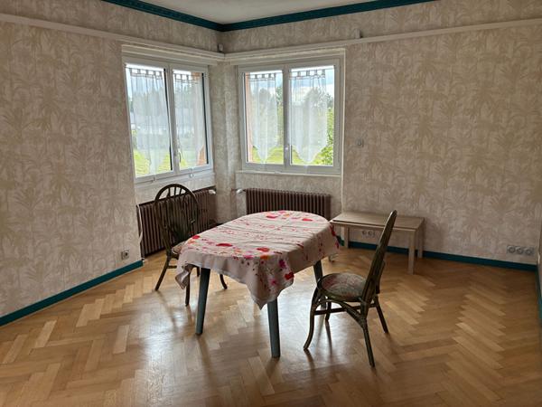 Maison Fretigney-et-velloreille 215 m2