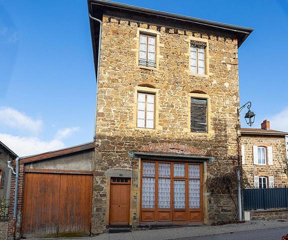 Immeuble de Caractère en Pierre 300 m² ? Idéal Grande Famille ou Gîte