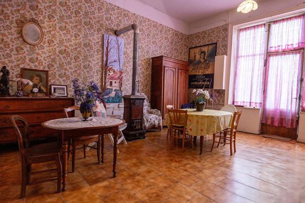 Immeuble de Caractère en Pierre 300 m² ? Idéal Grande Famille ou Gîte