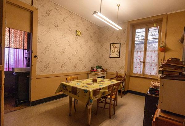 Immeuble de Caractère en Pierre 300 m² ? Idéal Grande Famille ou Gîte