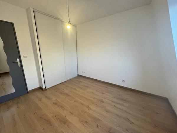 Location Appartement 2 pièces 50 m2 à Saint-Quentin