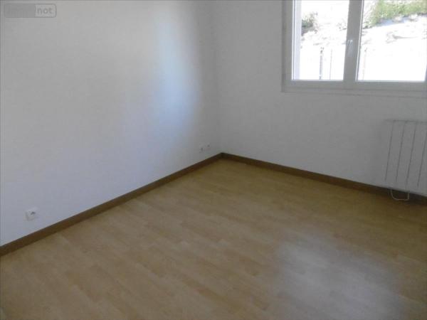 Maison à louer à Montsenelle dans la Manche (50250), ref : 50061-1016885