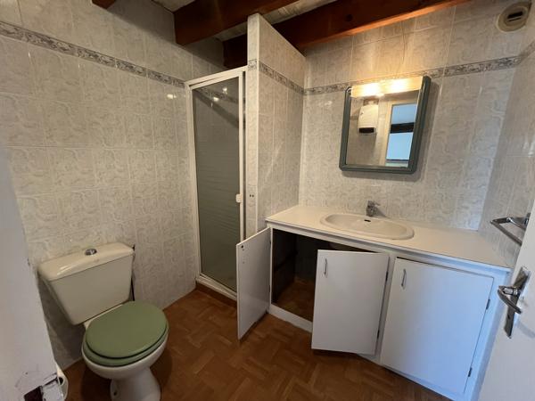 À Villeneuve-Sur-Lot, appartement 2 pièces en location