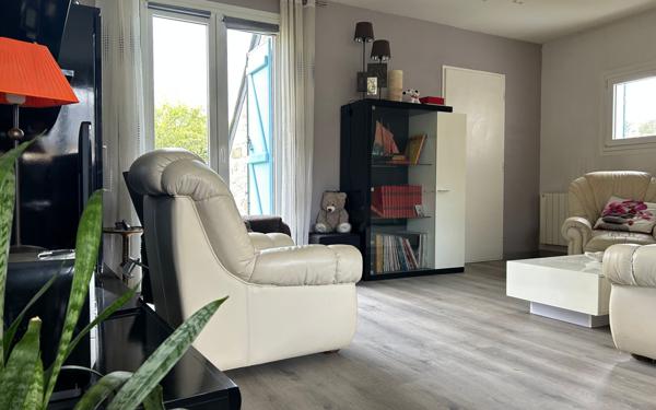 Maison à vendre    4 pièces •  Séné