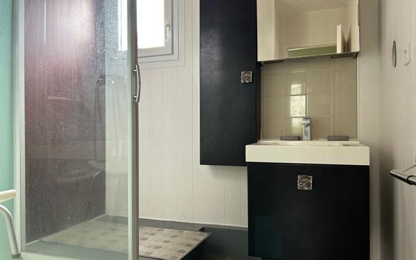 Maison à vendre    4 pièces •  Séné