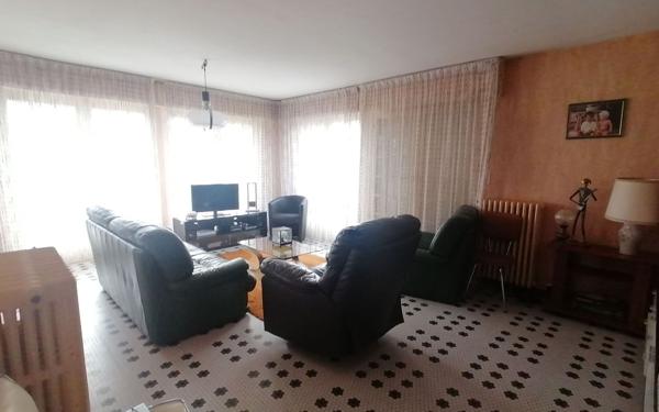 Maison à vendre    6 pièces • 155 m2 Saint-Georges-de-Didonne