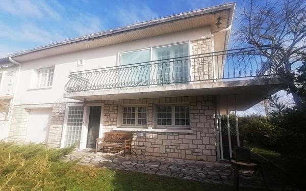 Maison à vendre    6 pièces • 155 m2 Saint-Georges-de-Didonne