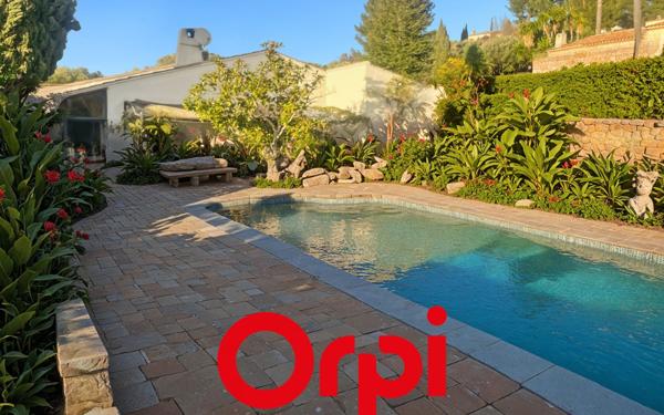 Maison à vendre    4 pièces •  Le Castellet