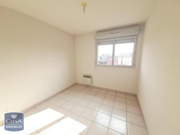 Appartement à louer 2 pièces 43.22m² Grenade (31330)