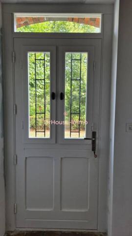 Maison à vendre 8 pièces de 373 m²